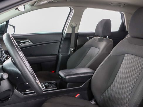 Used 2023 Kia Sportage LX image 23