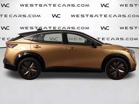 Used 2023 Nissan Ariya FWD image 42