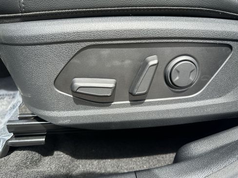 Used 2026 Kia Sportage SX FWD image 14