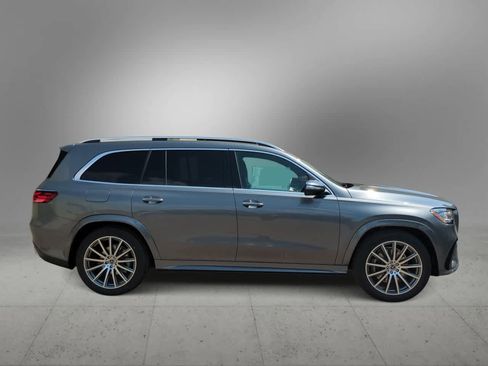 New 2025 Mercedes-Benz GLS 450 4MATIC image 9