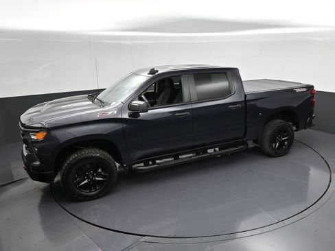 Used 2024 Chevrolet Silverado 1500 Custom Trail Boss AWD/4WD image 28