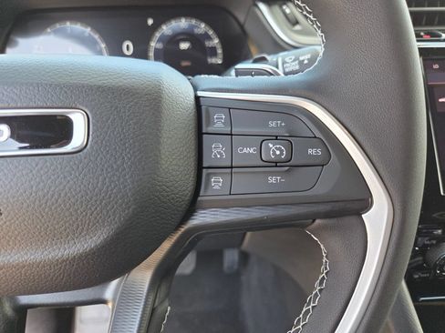 New 2026 Jeep Grand Cherokee L Laredo RWD image 20