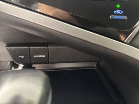 Used 2020 Toyota Camry SE image 37