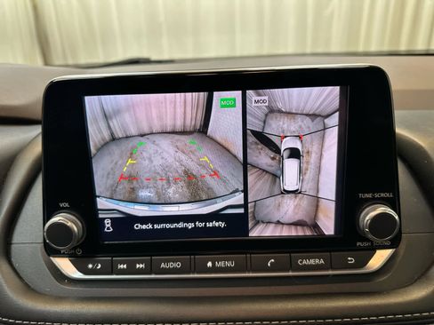 Certified 2021 Nissan Rogue SV w/ Premium Package image 17