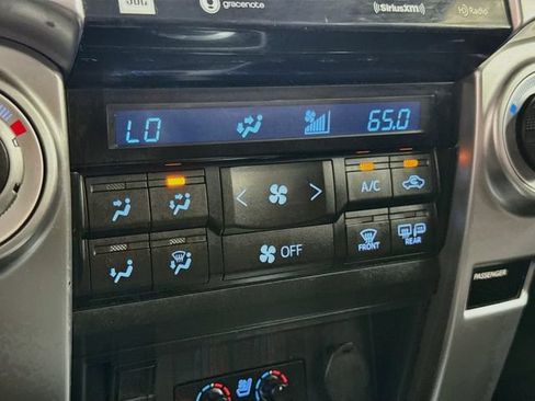 Used 2023 Toyota 4Runner Limited AWD/4WD image 17