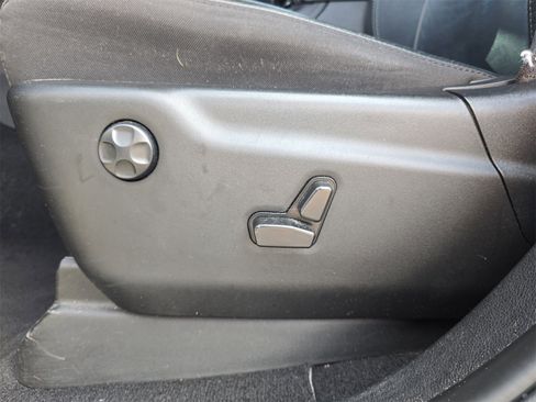 Used 2021 Dodge Durango GT image 17