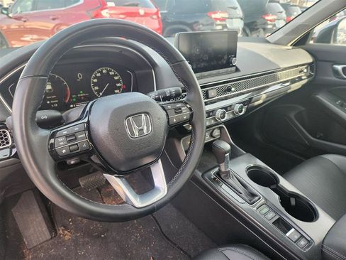 Used 2024 Honda Civic EX-L image 8