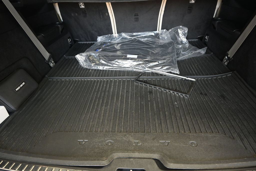 Used 2023 Volvo XC90 B6 Ultimate w/ Protection Package Premier AWD/4WD image 20