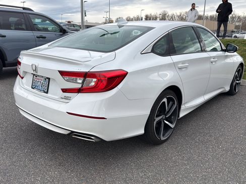 Used 2019 Honda Accord Sport image 8