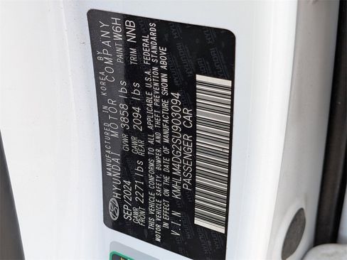 Certified 2025 Hyundai Elantra Sport w/ Cargo Package image 23