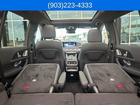 Used 2025 Mercedes-Benz GLS 450 4MATIC image 34