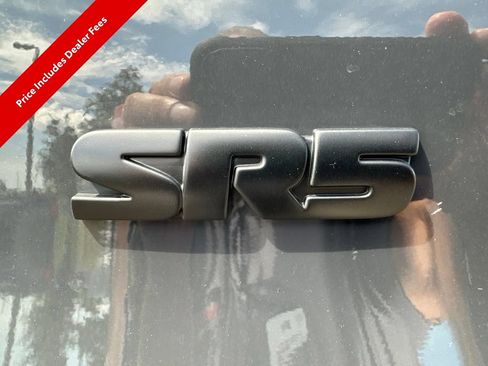 Used 2024 Toyota 4Runner SR5 Premium w/ Moonroof Package AWD/4WD image 7