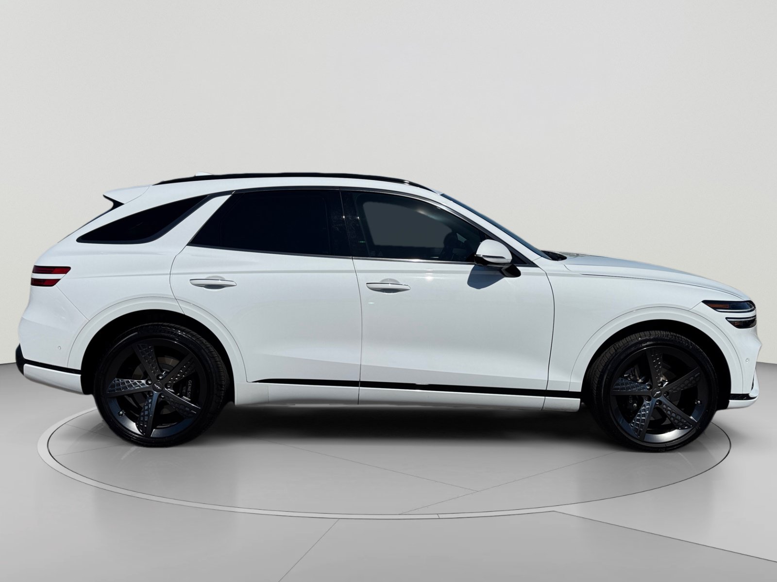 Used 2024 Genesis GV70 2.5T w/ Sport Prestige Package AWD/4WD image 6
