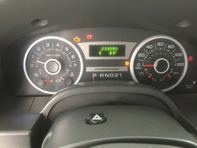 Used 2005 Ford Expedition XLT AWD/4WD image 34
