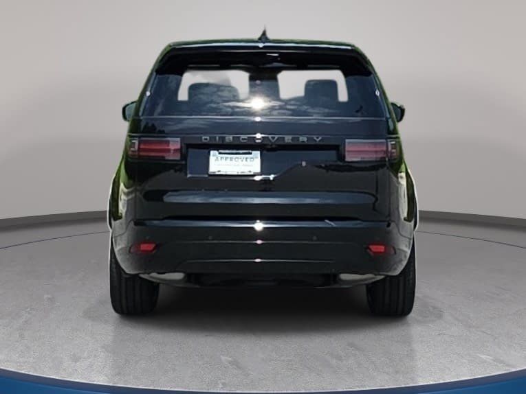 Certified 2025 Land Rover Discovery Dynamic SE AWD/4WD image 6