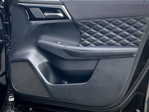 Used 2022 Mitsubishi Outlander SEL image 24