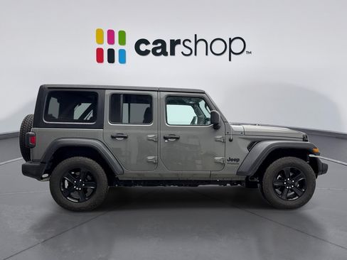 Used 2022 Jeep Wrangler Unlimited Sport AWD/4WD image 6