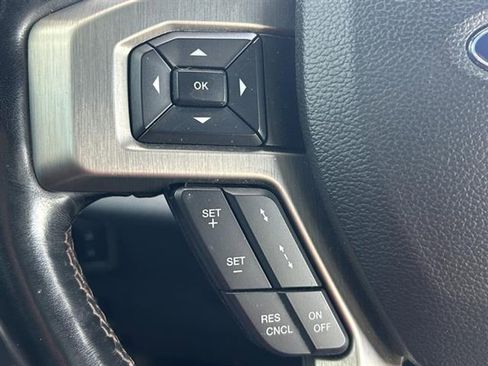 Used 2022 Ford F250 Platinum w/ Tremor Off-Road Package image 17