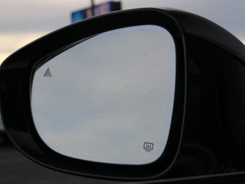 New 2026 Chrysler Pacifica Pinnacle image 12