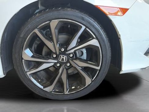 Used 2019 Honda Civic Sport image 23