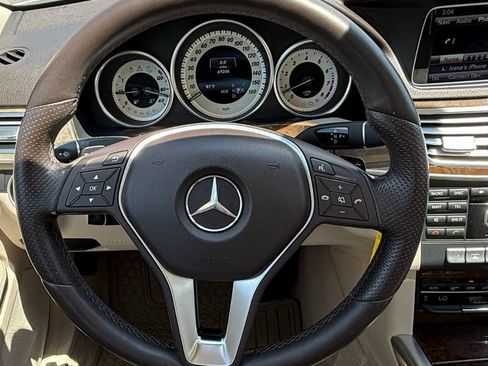 Used 2014 Mercedes-Benz E 350 4MATIC Sedan image 14