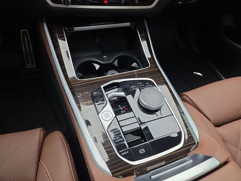 Used 2026 BMW X5 sDrive40i w/ M Sport Package RWD image 22