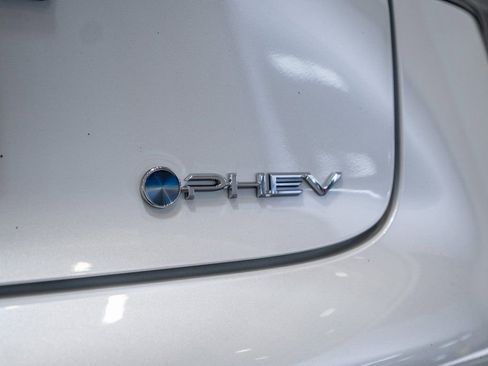 New 2026 Toyota Prius Plug-In Hybrid image 11