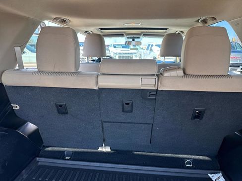 Used 2012 Toyota 4Runner SR5 w/ Convenience Pkg image 31