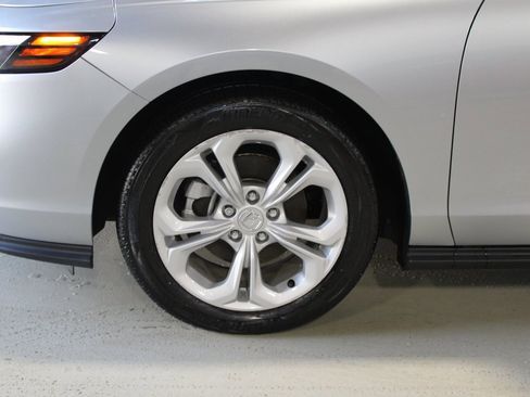 Certified 2023 Honda Accord LX image 6