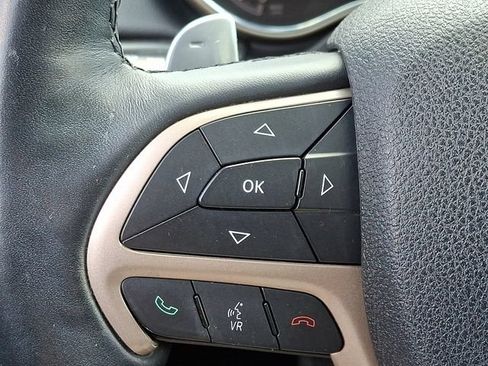 Used 2015 Jeep Grand Cherokee Limited w/ Luxury Group II AWD/4WD image 21