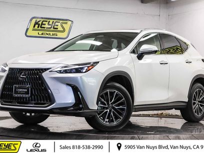 Used 2025 Lexus NX 250 FWD w/ Accessory Package (2T)