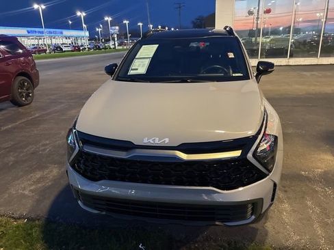 Certified 2023 Kia Sportage X-Line w/ X-Line Premium Package image 3