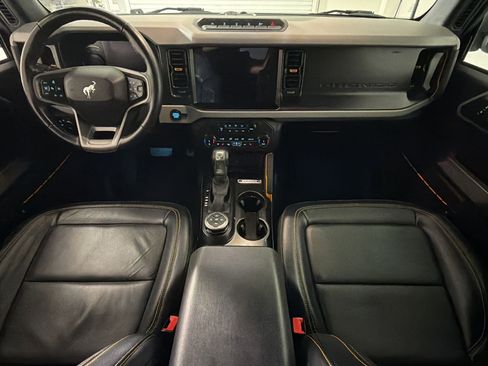 Used 2022 Ford Bronco Badlands AWD/4WD image 13