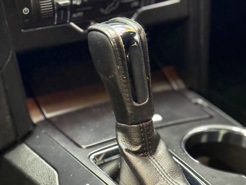 Used 2017 Ford Explorer XLT w/ Equipment Group 201A image 16