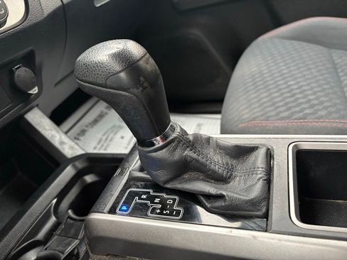 Used 2021 Toyota Tacoma SR5 RWD image 27