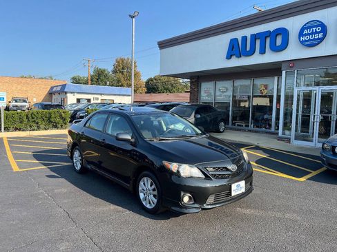 Used 2012 Toyota Corolla S image 3