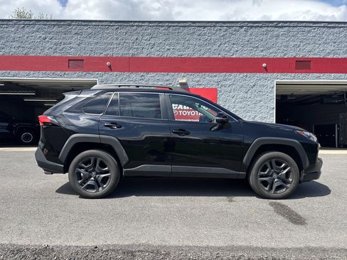 Used 2024 Toyota RAV4 Adventure AWD/4WD image 2