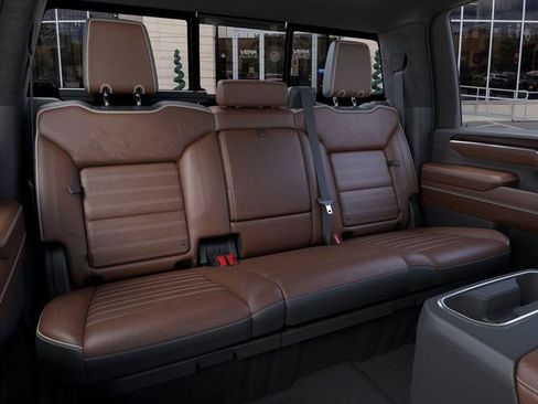 New 2026 GMC Sierra 2500 Denali Ultimate w/ LPO, Black Badging Package image 17