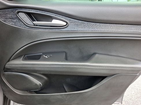 Used 2022 Alfa Romeo Stelvio Sprint image 10