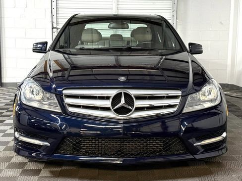 Used 2012 Mercedes-Benz C 250 Sedan image 3
