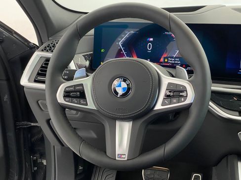 New 2026 BMW X6 xDrive40i w/ Climate Comfort Package image 16