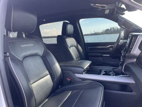 Used 2022 RAM 1500 Laramie image 8