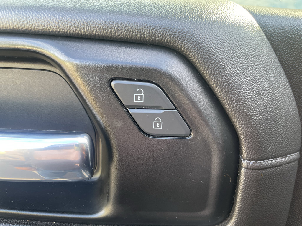 Used 2022 Chevrolet Silverado 1500 RST AWD/4WD image 26