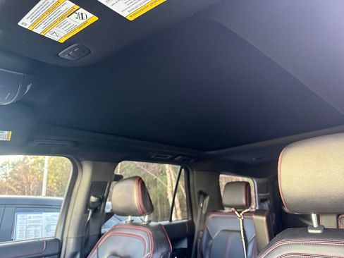 Used 2021 Ford Expedition Limited image 16