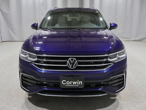 Used 2022 Volkswagen Tiguan SEL R-Line AWD/4WD image 6