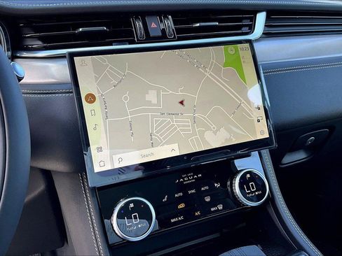 New 2026 Jaguar F-PACE R-Dynamic S image 11