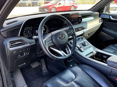 Used 2022 Hyundai Palisade Calligraphy w/ Cargo Package image 16