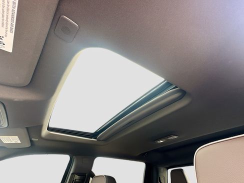 Used 2025 GMC Sierra 1500 Denali image 19