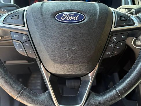 Used 2021 Ford Edge SEL AWD/4WD image 15