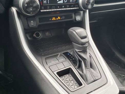 Used 2023 Toyota RAV4 XLE image 37